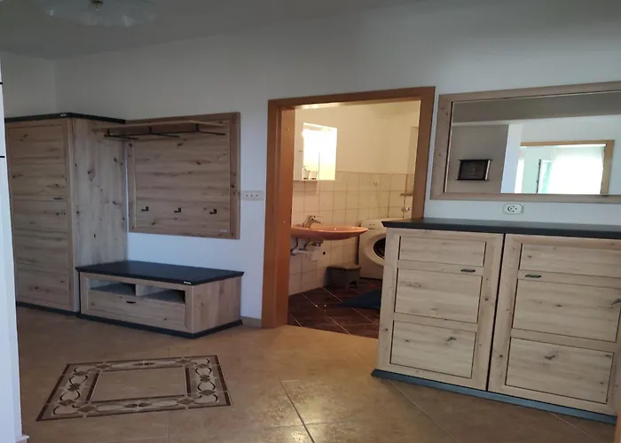 Apartmán In Ra Anac Near Rtina Ražanac